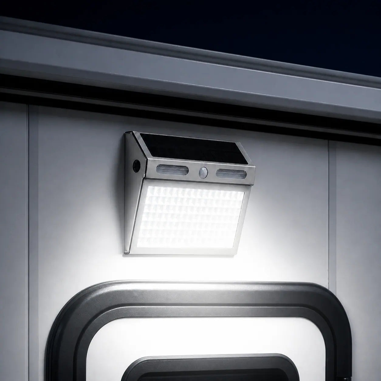 CampVale RV-01 in Bright Mode